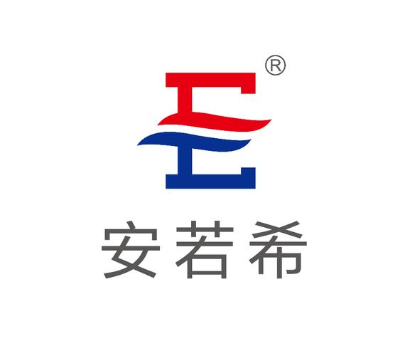 閆泠錕 以信息科技驅(qū)動(dòng)的商業(yè)服務(wù)先鋒